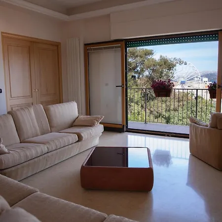 Maison d'hôtes Antares And Olbia
