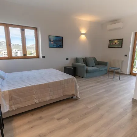 Antares And Guest house Olbia