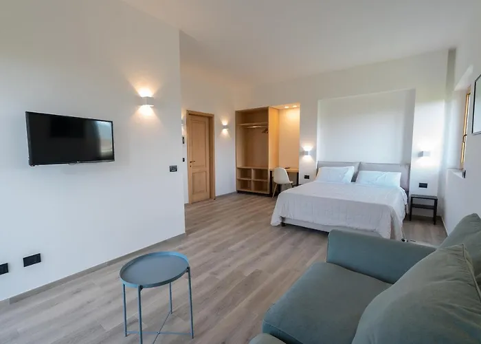 Antares And Maison d'hôtes