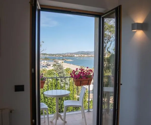 Maison d'hôtes Antares And Olbia