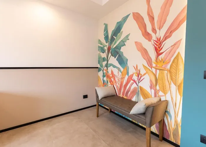 Antares And Maison d'hôtes 4*