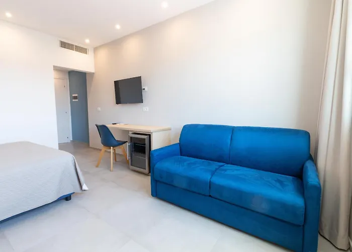 Antares And Maison d'hôtes Olbia