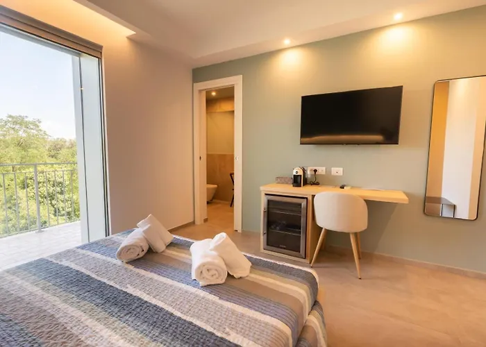 Antares And Maison d'hôtes Olbia